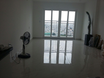 Căn hộ Richmond City, Quận Bình Thạnh Căn hộ Richmond City tầng 15 thiết kế 2 phòng ngủ, nội thất cơ bản.