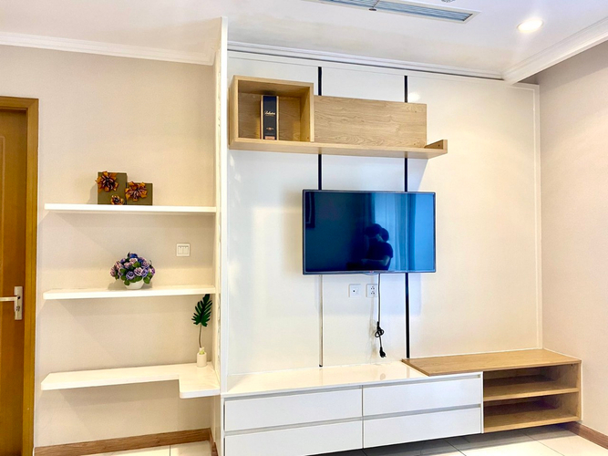 Căn hộ Vinhomes Central Park, Quận Bình Thạnh Căn hộ Vinhomes Centrla Park tầng 22 diện tích 54.3m2, đầy đủ nội thất.