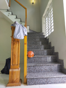 Nhà phố Quận 9 Nhà phố thiết kế 1 trệt, 1 lầu cửa hướng Đông Bắc có 2 mặt hẻm trước sau.