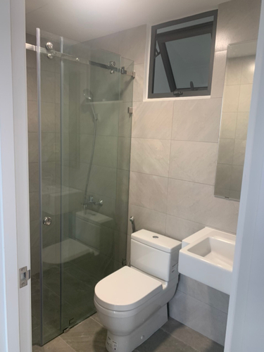 Căn hộ D'Lusso, Quận 2 Căn hộ D'Lusso tầng 3 tiện di chuyển, bàn giao nội thất cơ bản.