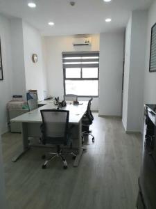 Officetel Kingston Residence, Phú Nhuận Căn hộ Officetel Kingston Residence nội thất văn phòng đầy đủ. 
