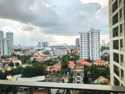 View căn hộ Masteri Thảo Điền, Quận 2 Căn hộ cao cấp Masteri Thảo Điền tầng 12, view thành phố sầm uất.