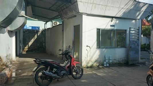 Mặt bằng kinh doanh Quận Thủ Đức Mặt bằng kinh doanh diện tích 230m2, đường xe tải 10 tấn vào tận nơi.