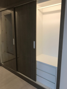 Căn hộ Vinhomes Golden River, Quận 1 Căn hộ Vinhomes Golden River tầng 21 có 1 phòng ngủ, nội thất cơ bản.