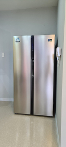 Căn hộ Saigon South Residence, Huyện Nhà Bè Căn hộ Saigon South Residence tầng 28 ban công hướng Nam thoáng mát.