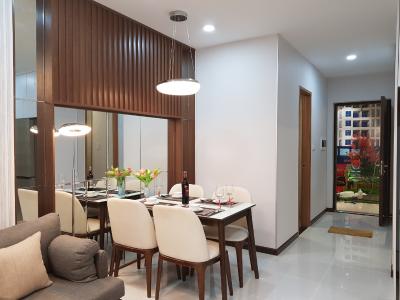 Nhà mẫu căn hộ Bcons Garden , Dĩ An Căn hộ Bcons Garden cửa chính hướng Đông đón gió mát mẻ, nội thất mới tinh.