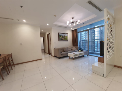 Căn hộ Vinhomes Central Park, Quận Bình Thạnh Căn hộ VInhomes Central Park tầng 15 view nội khu, đầy đủ nội thất.