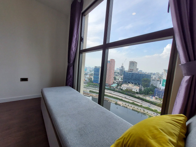 Căn hộ Saigon Royal, Quận 4 Căn hộ Saigon Royal tầng 15 thiết kế hiện đại, đầy đủ nội thất.