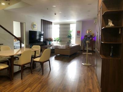 Phòng khách Him Lam Riverside Quận 7 Penthouse Him Lam Riverside nội thất cao cấp, view thành phố.