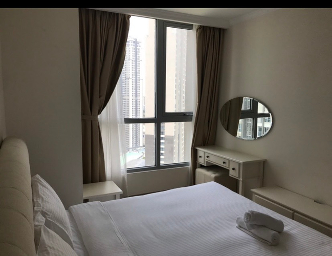 Căn hộ Vinhomes Central Park, Quận Bình Thạnh Căn hộ có 3 phòng ngủ Vinhomes Central Park tầng 26, đầy đủ nội thất.