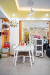 Nội thất Sunrise Riverside Căn hộ Sunrise Riverside tầng trung, view nội khu yên tĩnh.