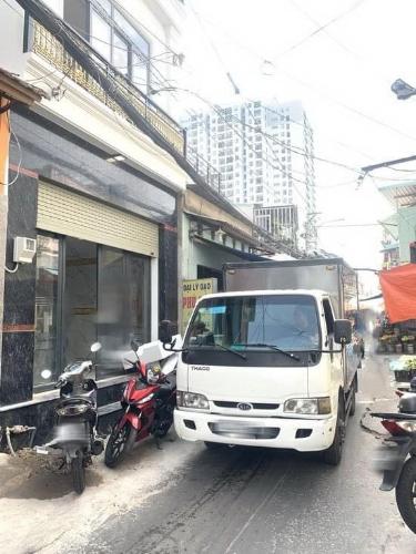 Đường hẻm nhà phố Quận 7 Nhà hẻm xe tải đường Lâm Văn Bền, nội thất đầy đủ nhà mới xây.