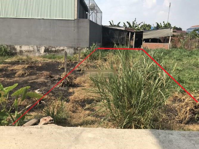 Đất nền Huyện Củ Chi Đất nền diện tích 109.4m2 hướng Tây Nam, có sổ hồng riêng.