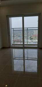 Phòng khách căn hộ Moonlight Boulevard, Bình Tân Căn hộ Moonlight Boulevard tầng 4 view thoáng mát, cửa hướng Bắc.