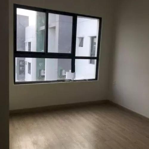 Phòng ngủ căn hộ Celadon City Căn hộ Duplex Celadon City tầng cao, ban công hướng Bắc.