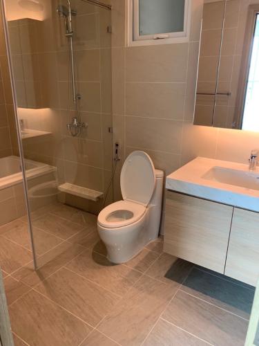 Phòng tắm Sadora Apartment, Quận 2 Căn hộ Sadora Apartment tầng cao, view nội khu thoáng mát.