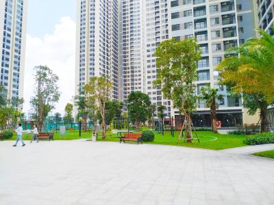 Tiện ích Vinhomes Grand Park Quận 9 Căn hộ Vinhomes Grand Park tầng trung, view thoáng mát, 2 phòng ngủ.