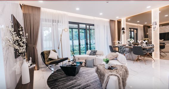 Nhà mẫu căn hộ Diamond Alnata Plus, Quận Tân Phú Căn hộ Diamond Alnata Plus hướng ban công đông bắc không có nội thất diện tích 80m²