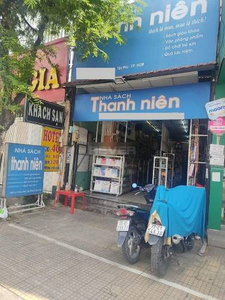 Mặt bằng kinh doanh diện tích 80m2, cửa hướng Bắc đối diện chợ Sơn Kỳ.