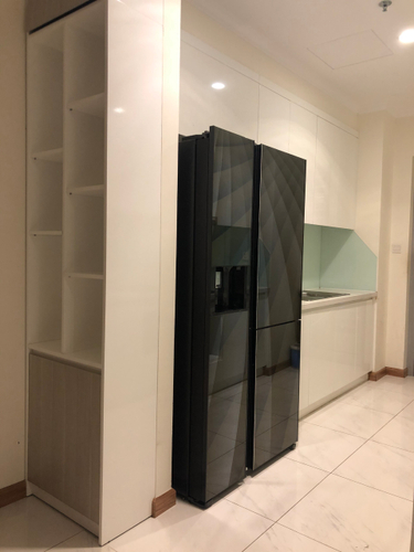 Căn hộ Vinhomes Central Park, Quận Bình Thạnh Căn hộ Vinhomes Central Park tầng 36 diện tích 155m2, đầy đủ nội thất.