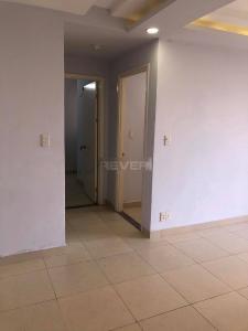 Phòng khách Happy City, Bình Chánh Căn hộ Happy City nội thất cơ bản, view thành phố.