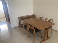 Căn hộ The Canary Heights tầng 2 tiện di chuyển, nội thất cơ bản.