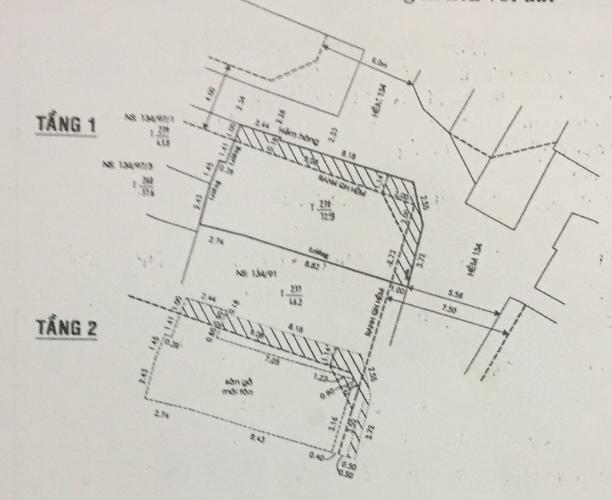 Mặt bằng sàn nhà phố quận 3 Nhà hẻm Lý Chính Thắng, Quận 3 có ban công và cửa hướng Đông Nam.