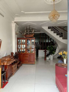 Nhà phố Quận Thủ Đức Nhà phố thiết kế 1 trệt, 2 lầu và sân thượng, khu vực dân cư sầm uất.