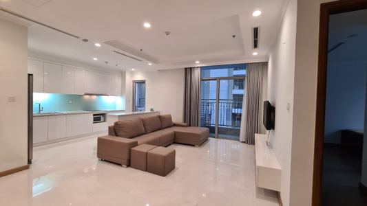 Căn hộ Vinhomes Central Park, Quận Bình Thạnh Căn hộ Vinhomes Central Park tầng 7 thiết kế 4 phòng ngủ, đầy đủ nội thất.