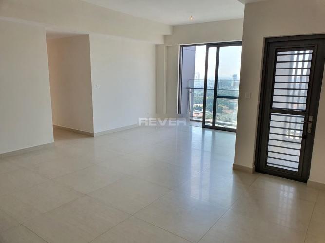 Phòng khách Urban Hill, Quận 7 Căn hộ Urban Hill tầng trung, nội thất cơ bản.