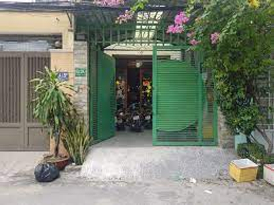 Đường trước nhà phố Quận 10 Nhà phố thiết kế 1 trệt, 4 lầu và sân thượng, bàn giao nội thất cơ bản.