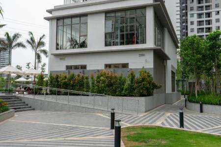 View nội khu căn hộ Saigon South Residence Căn hộ tầng thấp view sông thoáng mát Saigon South Residence.