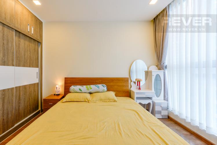 Nội thất phòng ngủ 1 Căn hộ Vinhomes Central Park tầng 14 có 2 phòng ngủ, đầy đủ nội thất.