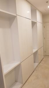 Phòng ngủ căn hộ Vinhomes Golden River Căn hộ Vinhomes Golden River đầy đủ nội thất tiện nghi, tầng cao.