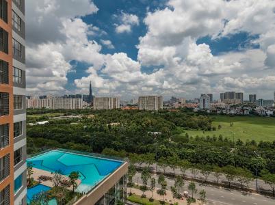 View cảnh căn hộ The Sun Avenue Căn hộ The Sun Avenue tầng trung, view thành phố sầm uất.