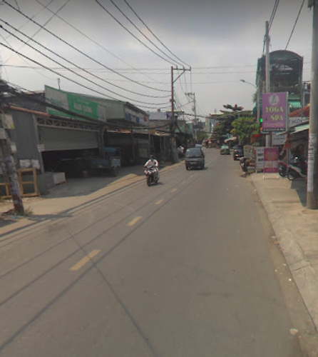 Đường trước nhà phố Quận Thủ Đức Nhà phố thiết kế 1 trệt, 3 lầu mới xây rất chắc chắn, không có nội thất.