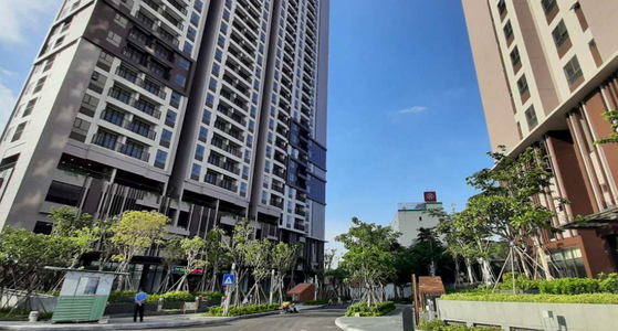 Opal Boulevard, Dĩ An Căn hộ Opal Boulevard tầng 30 view đón gió thoáng mát, nội thất cơ bản.