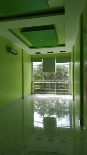 Phòng khách    Bán nhà phố đường Nguyễn Thiện Thuật phường 2 quận 3, diện tích đất 38m2, sổ hồng đầy đủ