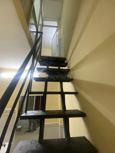 Nhà phố Quận 7 Nhà hẻm đường Trần Xuân Soạn, kết cấu 1 trệt 1 lầu đúc, có sổ hồng riêng.