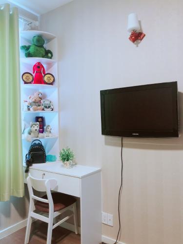 Không gian căn hộ Opal Garden, Thủ Đức Căn hộ tầng 4 Opal Garden cửa hướng Tây, đầy đủ nội thất.