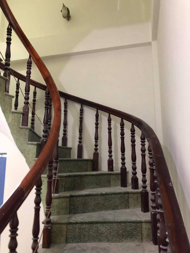 Nhà phố Quận Tân Bình Nhà phố thiết kế 1 trệt, 2 lầu và sân thượng, khu dân cư lâu đời.