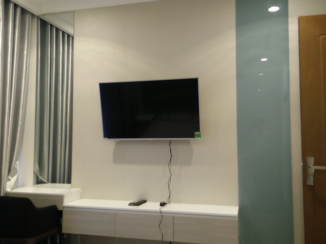 Căn hộ Vinhomes Central Park, Quận Bình Thạnh Căn hộ Vinhomes Central Park tầng 36 diện tích 155m2, đầy đủ nội thất.