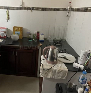  Mặt bằng kinh doanh diện tích 100m2, khu vực kinh doanh sầm uất.