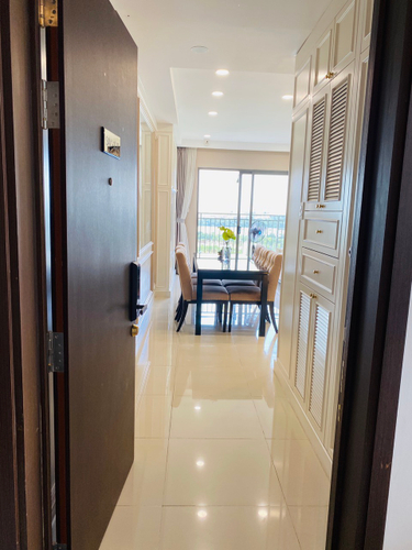 Căn hộ The Sun Avenue, Quận 2 Căn hộ The Sun Avenue có 3 phòng ngủ, đầy đủ nội thất.