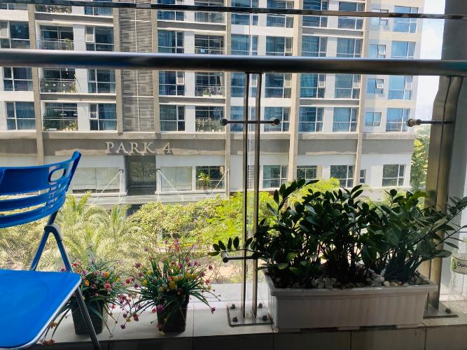 Căn hộ Vinhomes Central Park, Quận Bình Thạnh Căn hộ Vinhomes Central Park cửa hướng Nam, view nội khu yên tĩnh.