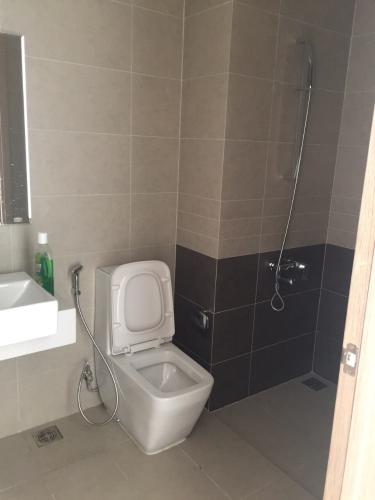 Căn officetel The Sun Avenue Căn hộ officetel The Sun Avenue nội thất cơ bản sang trọng, view thành phố.