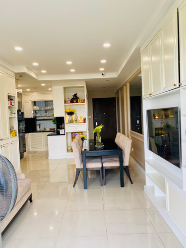 Căn hộ The Sun Avenue, Quận 2 Căn hộ The Sun Avenue có 3 phòng ngủ, đầy đủ nội thất.