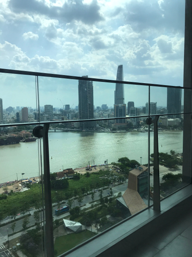 View căn hộ Empire City, Quận 2 Căn hộ Empire City tầng 24 diện tích 98m2, bàn giao nội thất cơ bản.