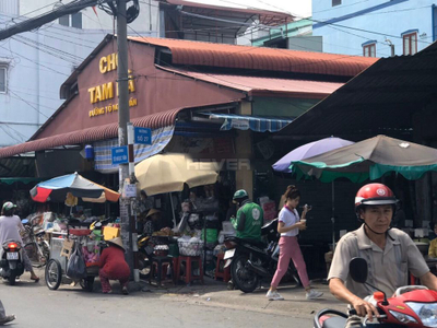 Đường trước nhà phố Quận Thủ Đức Bán nhà ngay chợ Tam Hà tiện kinh doanh mua bán.