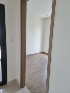 Căn hộ Vinhomes Grand Park, Quận 9 Căn hộ Vinhomes Grand Park tầng 8, ban công rộng đón gió thoáng mát.